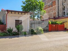 Basarab, Gara de Nord spatiu birouri in casa renovata 1930, 5 camere, curte